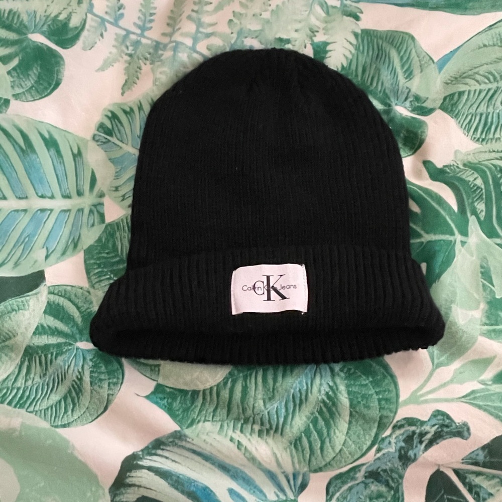 calvin klein beanie NWT